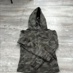 Lululemon scuba Camouflage Hoodie sz12